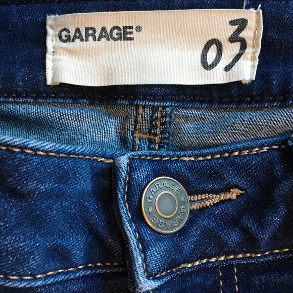 High Waist Ripped Jeans - Picture 3 of 7